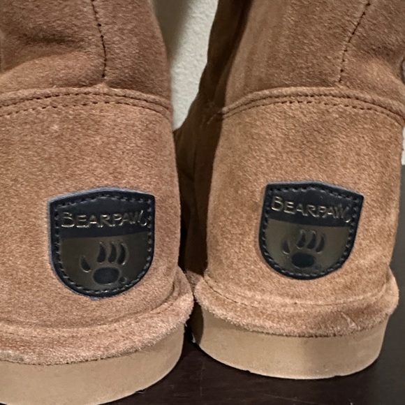 BearPaw Aize 8 Brown Winter Boots with Faux Fur - Picture 2 of 9